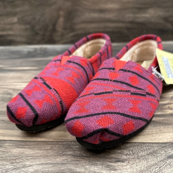 NIB Toms Classic Red Knit Faux Shearling Square Toe Flats Loafers 8 38.5 - Picture 3 of 9